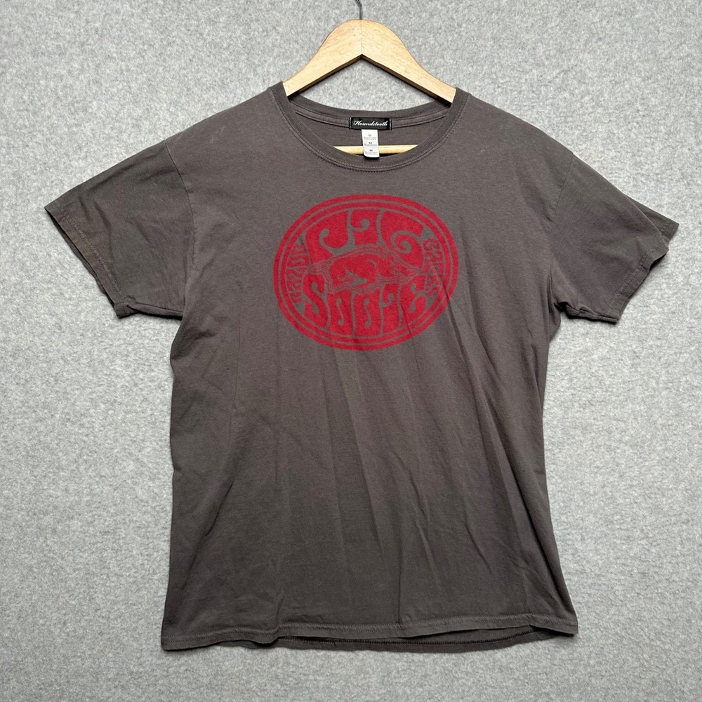 Arkansas Razorbacks Woo Pig Sooie Graphic Houndstooth  T-Shirt Mens Medium Gray